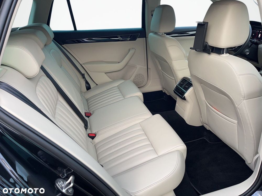 Skoda Superb 2.0 TDI SCR 4x4 L&K DSG - 12