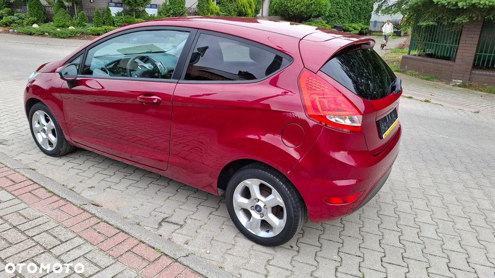 Ford Fiesta 1.25 Platinium X - 4