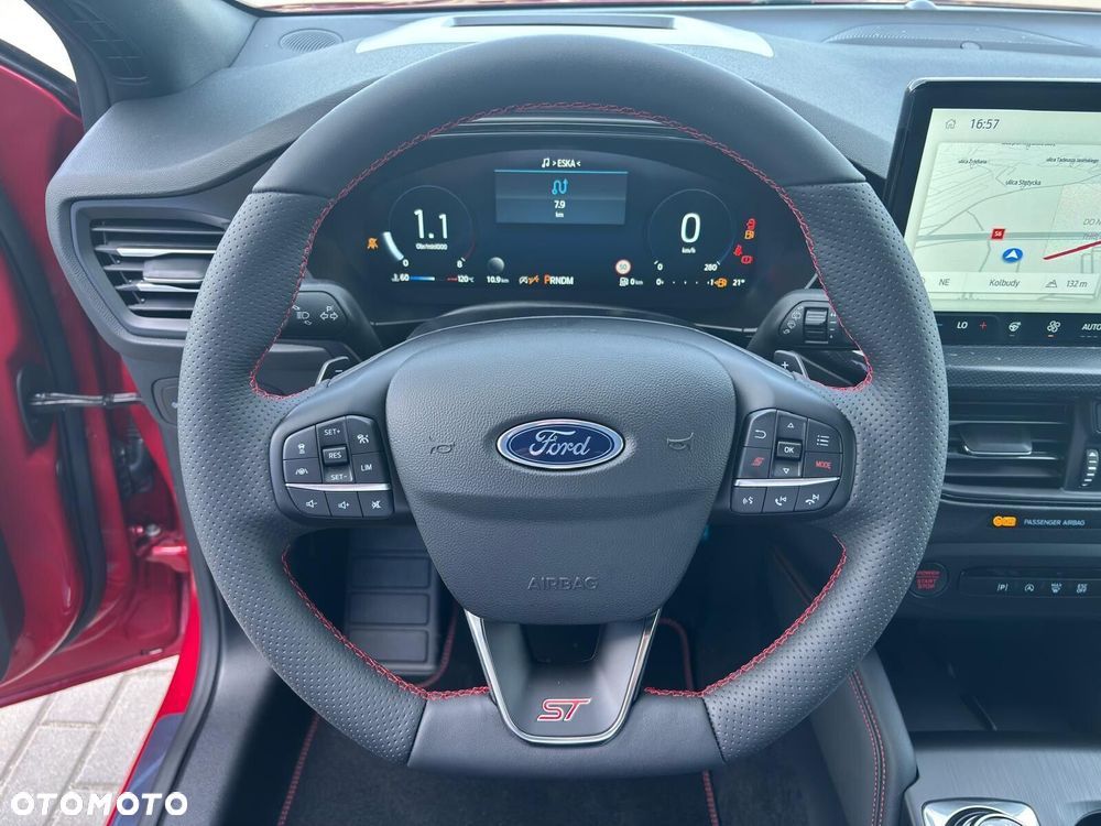 Ford Focus 2.3 EcoBoost ST X - 21