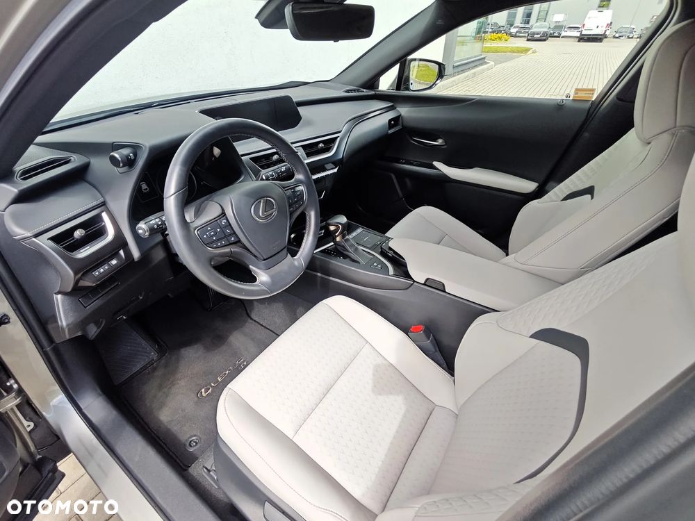 Lexus UX 250h GPF F Impression 2WD - 3