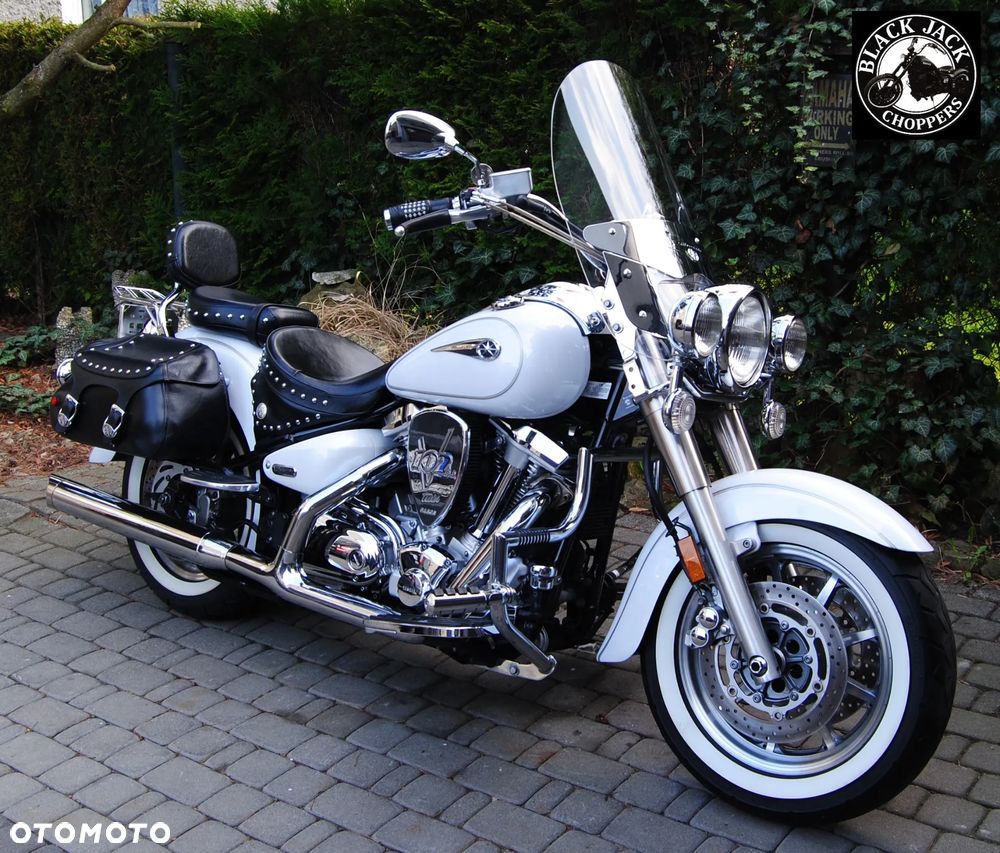 Yamaha Road Star - 12