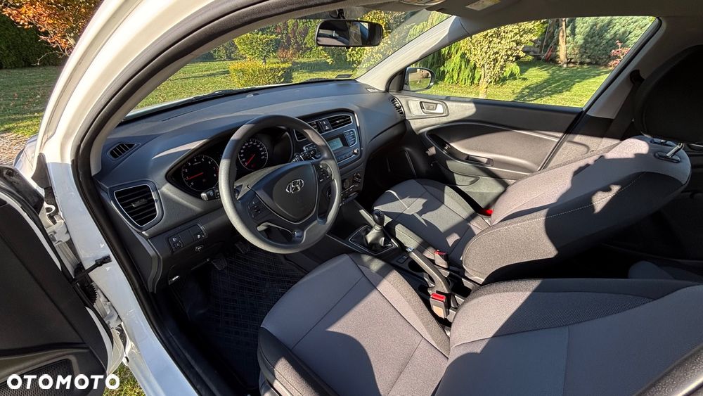 Hyundai i20 1.2 Classic + - 15