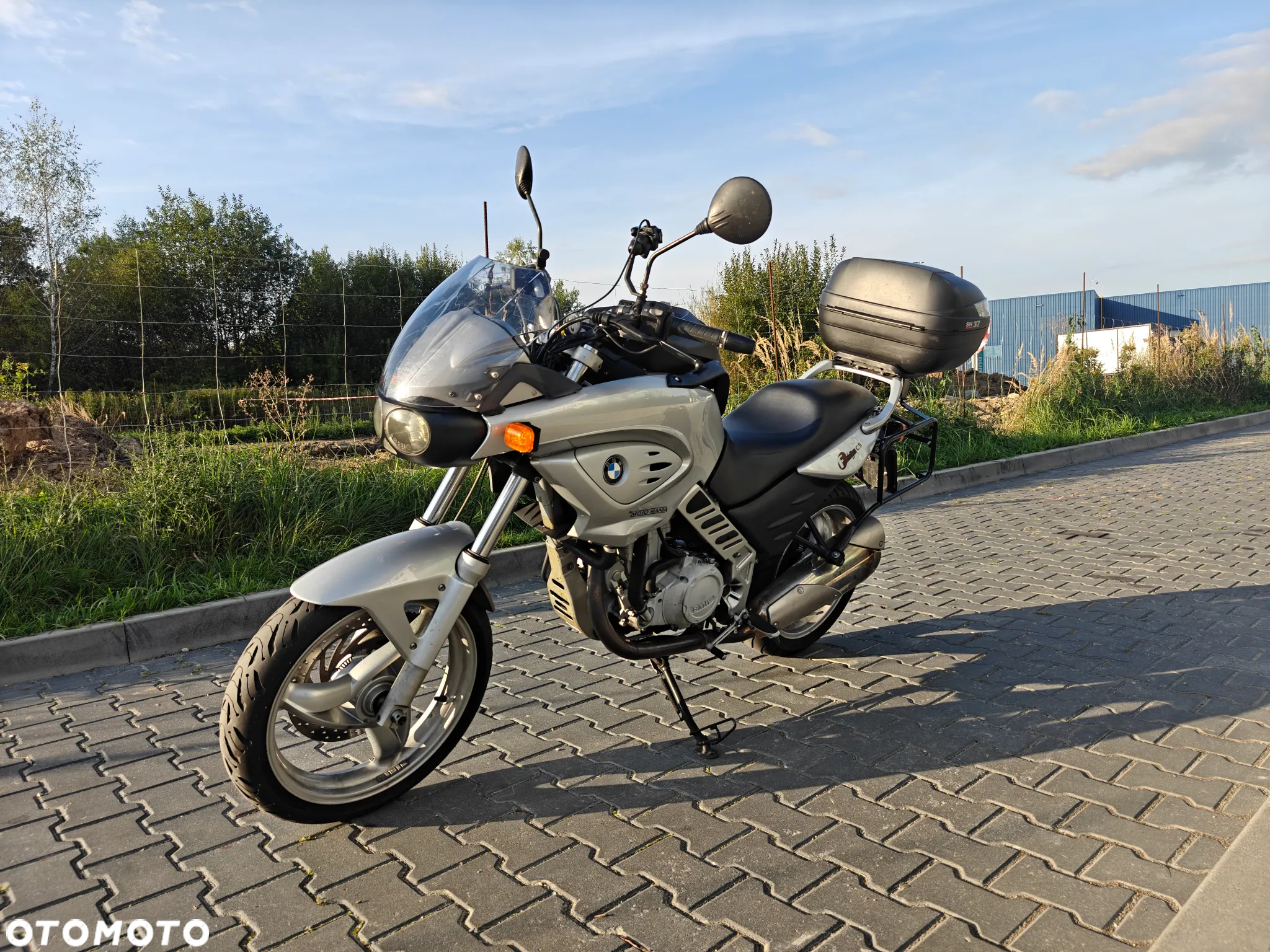 BMW F - 2
