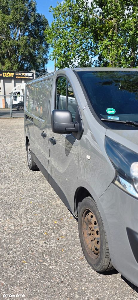 Opel Vivaro - 2