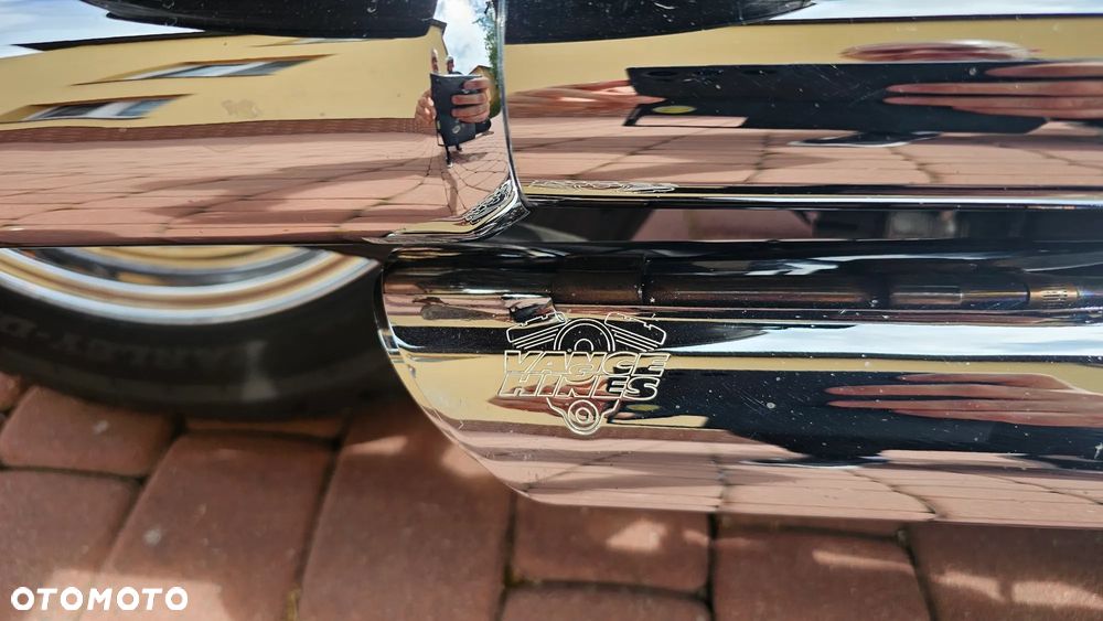 Harley-Davidson Dyna Super Glide - 28