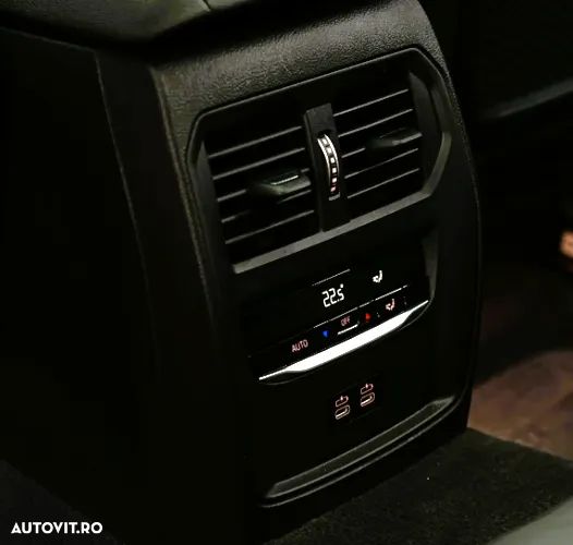 BMW Seria 3 318i Aut. Sport Line - 12
