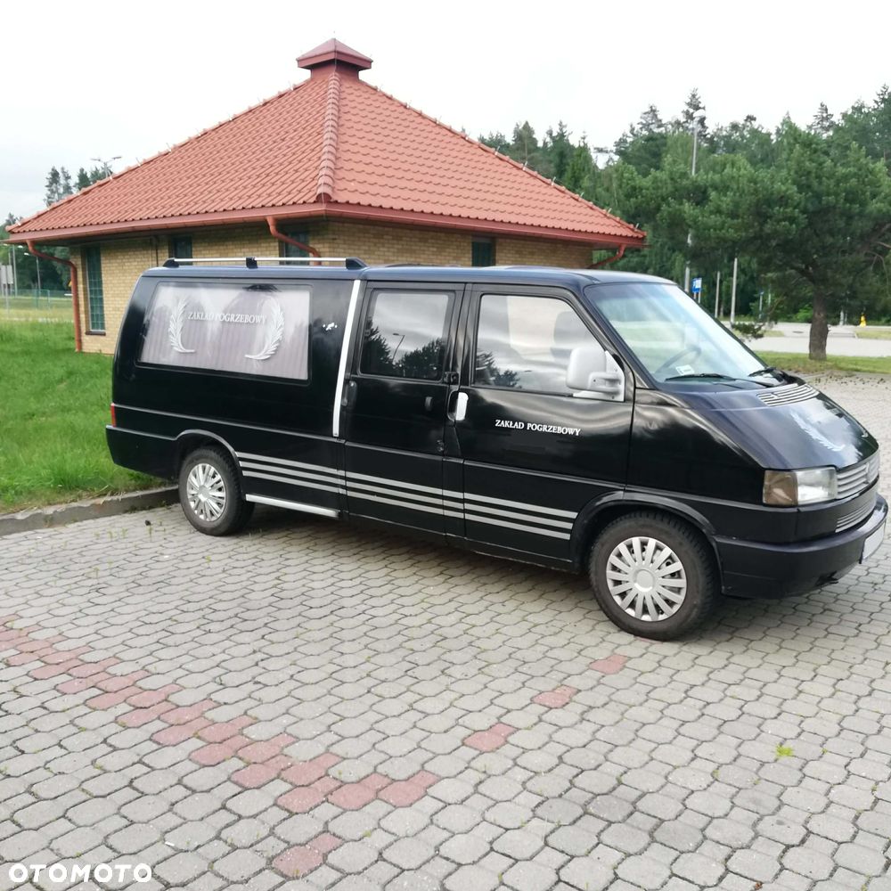 Volkswagen Transporter - 1