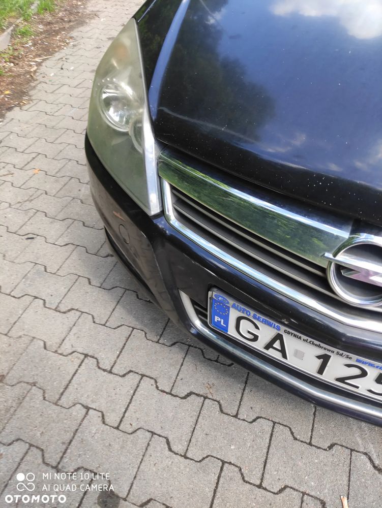 Opel Astra 1.9 CDTI Cosmo - 3
