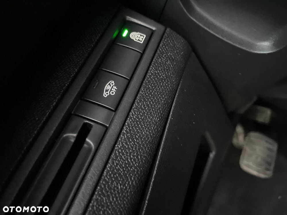 Peugeot 5008 BlueHDI 120 EAT6 Allure - 27