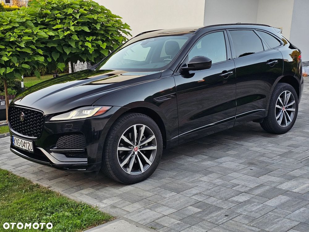 Jaguar F-Pace P250 AWD R-Dynamic S - 9