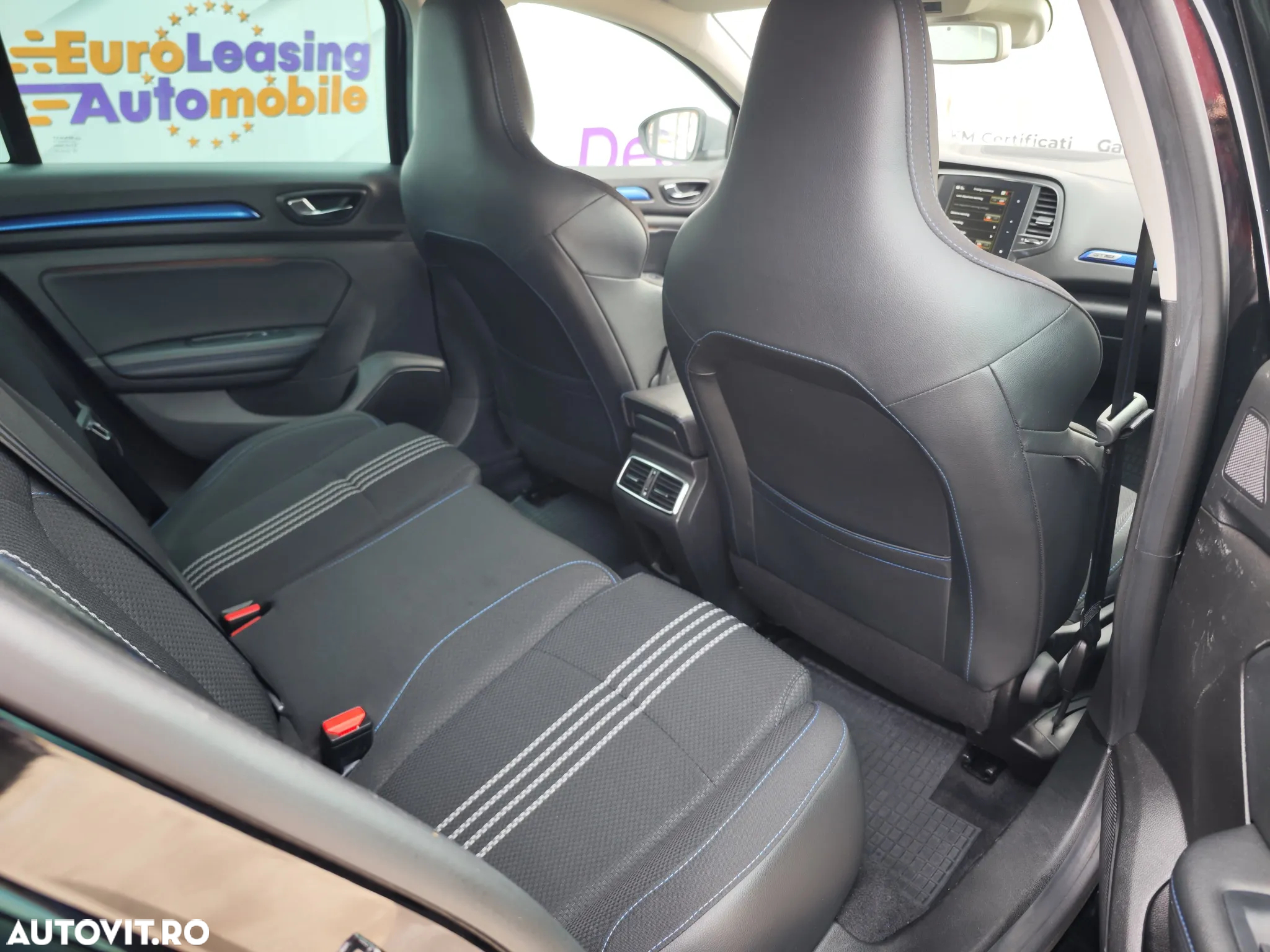 Renault Megane BLUE dCi 115 GT LINE - 14