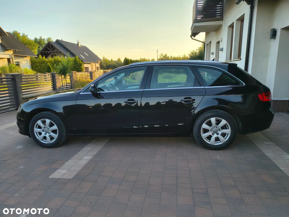 Audi A4 Avant 2.0 TDI DPF Attraction - 4