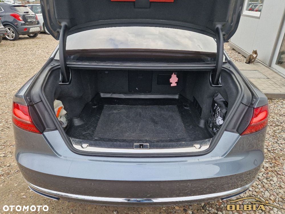 Audi A8 - 15