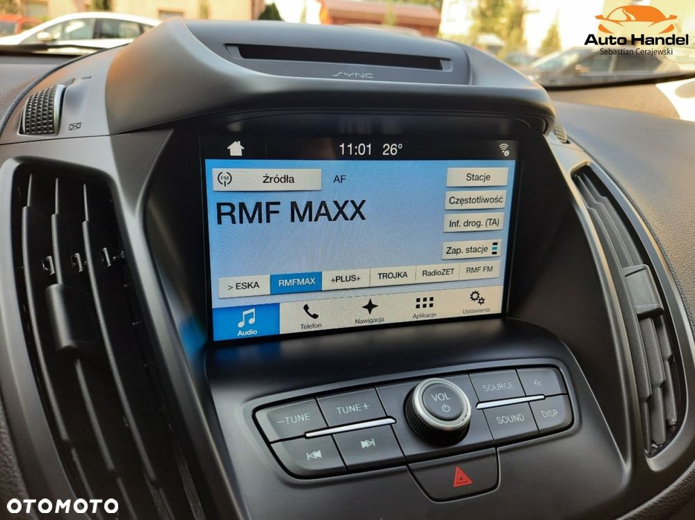 Ford Kuga 1.5 EcoBoost 2x4 Titanium - 26