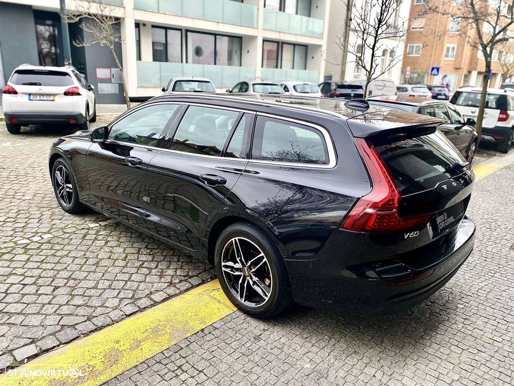 Volvo V60 2.0 D3 Momentum Geartronic - 9