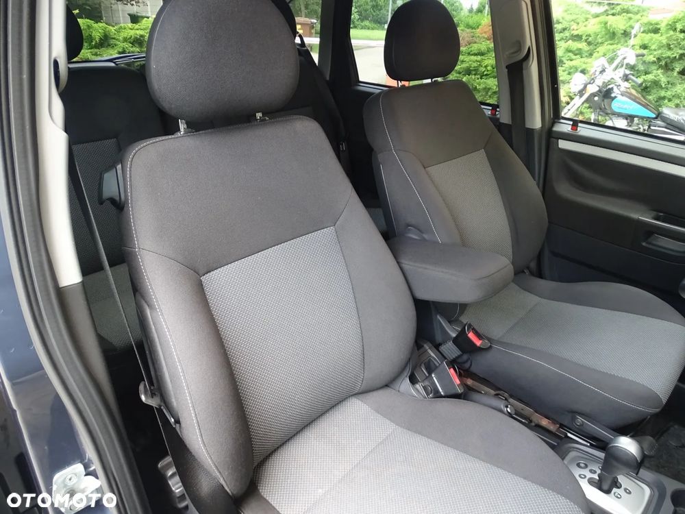 Opel Meriva 1.6 Cosmo MTA - 19