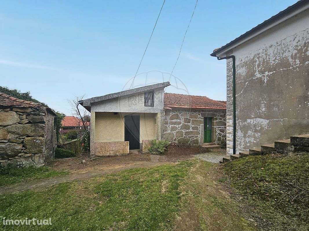 Moradia T2 para venda - Grande imagem: 2/12