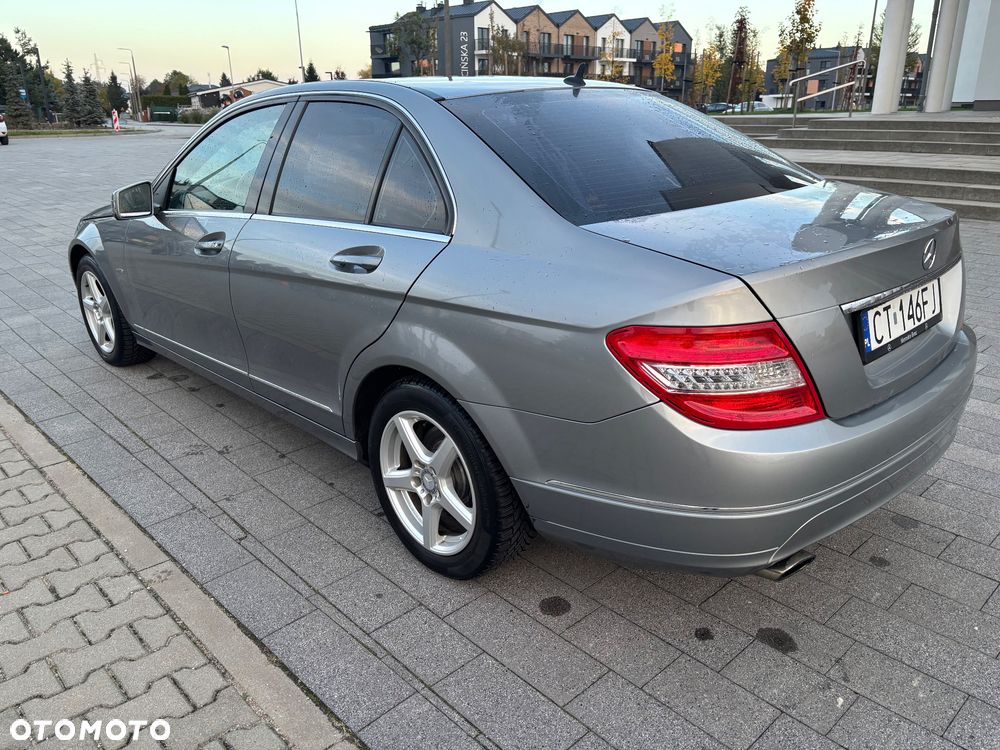 Mercedes-Benz C-Class 2009 photo 4