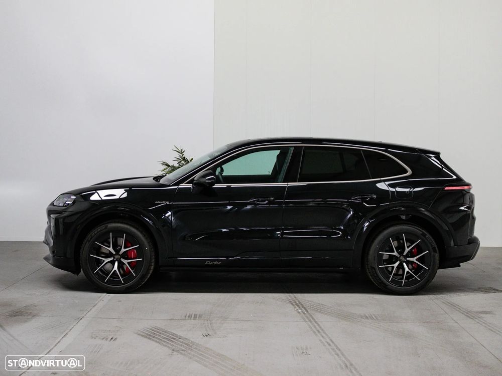 Porsche Cayenne Electric Turbo - 5
