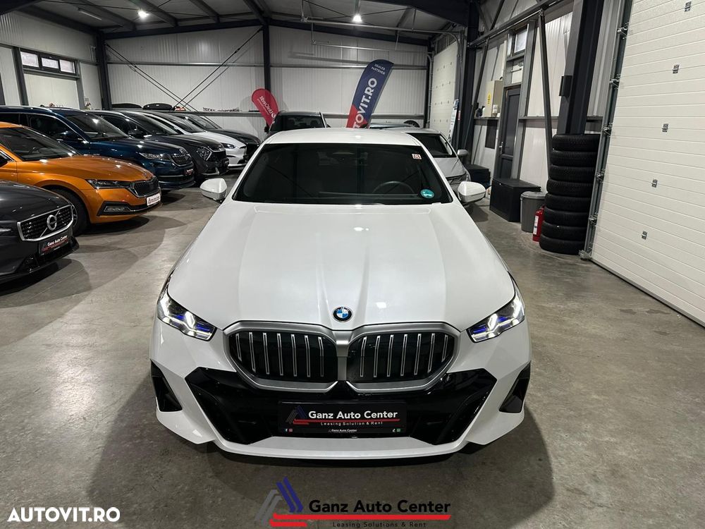 BMW Seria 5 520i AT MHEV - 27