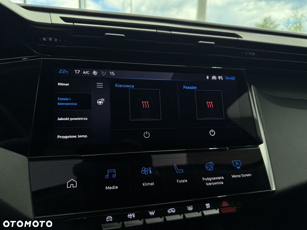 Peugeot 308 1.6 Hybrid PHEV Allure Pack EAT8 - 37