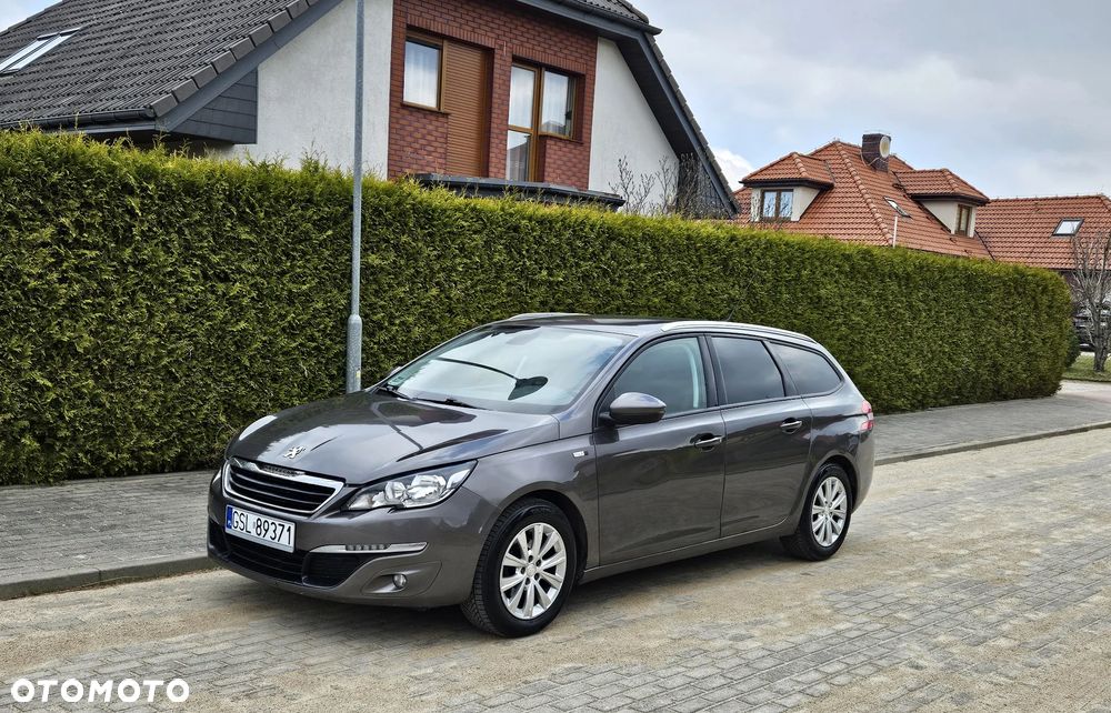 Peugeot 308 1.6 BlueHDi Allure S&S - 9