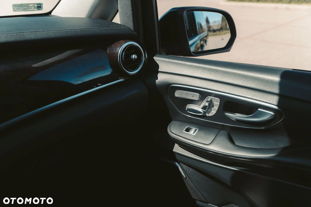 Mercedes-Benz Klasa V 250 (BlueTEC) d Avantgarde 7G-Tronic (d³ugi) - 29