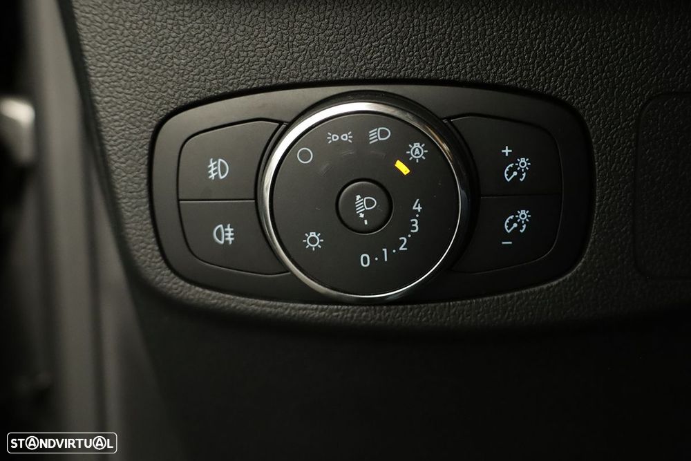 Ford Focus SW - 19
