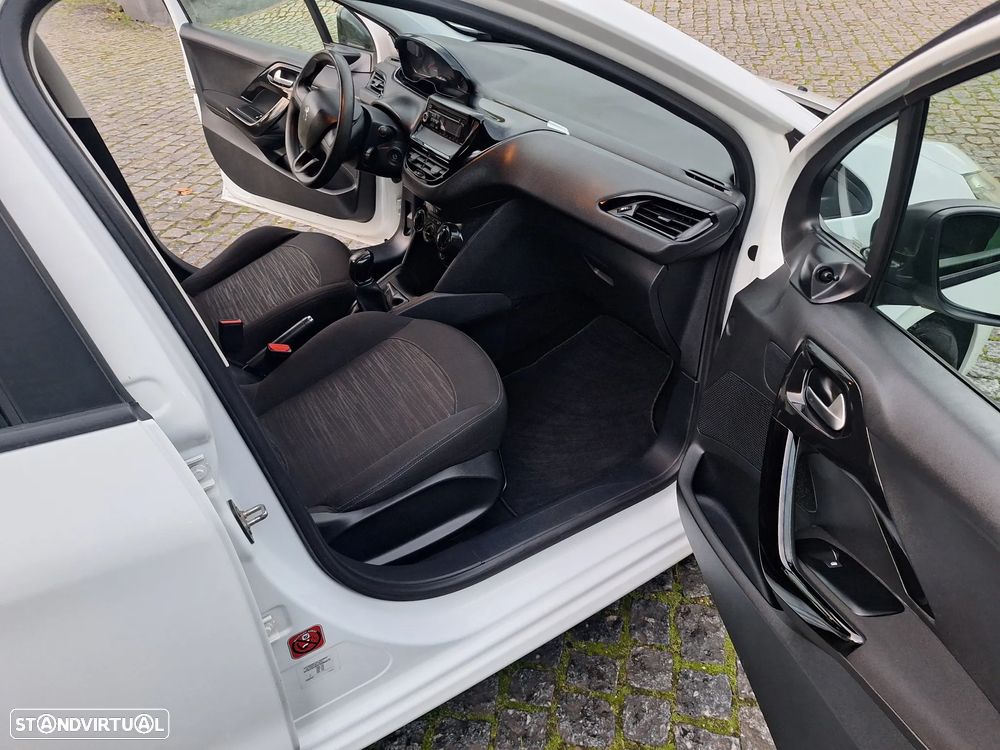 Peugeot 208 1.4 HDi Active - 10