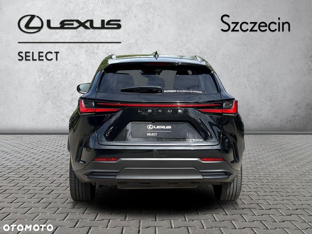 Lexus NX 350h Business AWD - 4