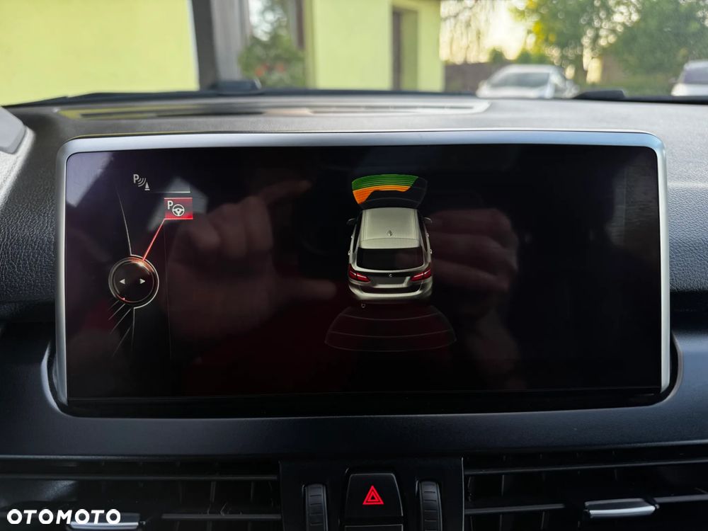 BMW Seria 2 218d Sport-Aut Luxury Line - 11