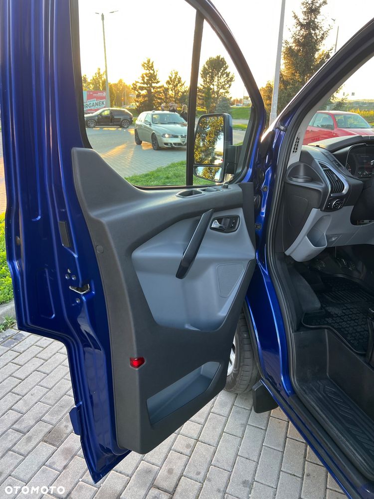 Ford Transit Custom - 13