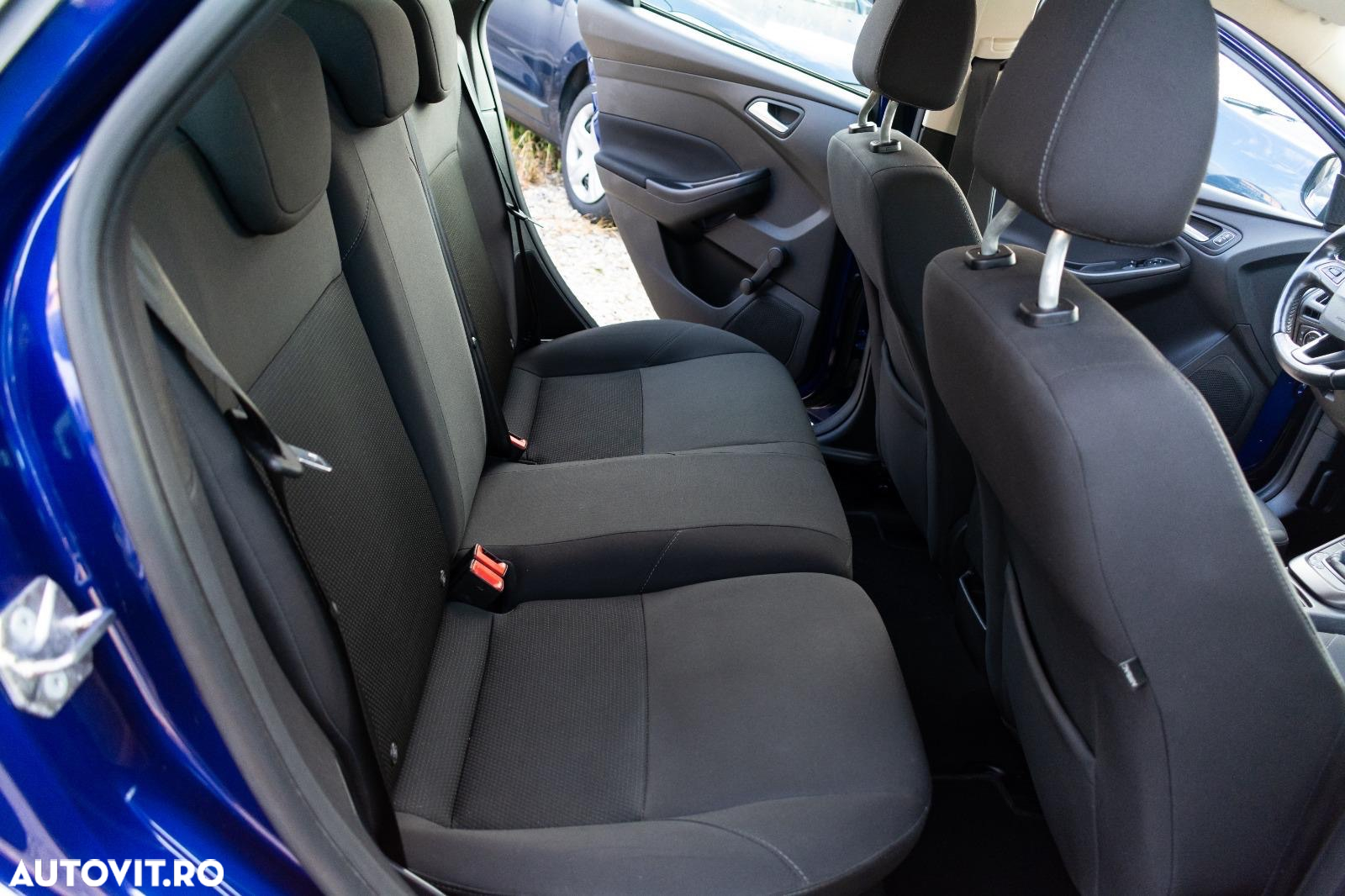 Ford Focus 1.0 EcoBoost Trend - 23