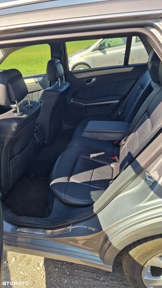 Mercedes-Benz Klasa E 350 CDI 4-Matic BlueEff Elegance - 13