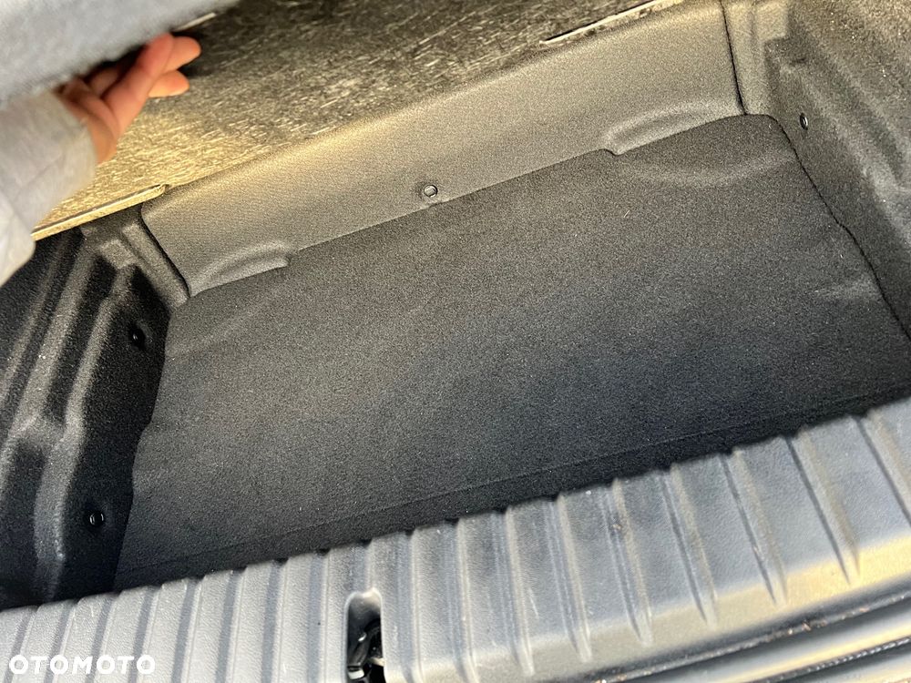 BMW Seria 1 118i Advantage - 30