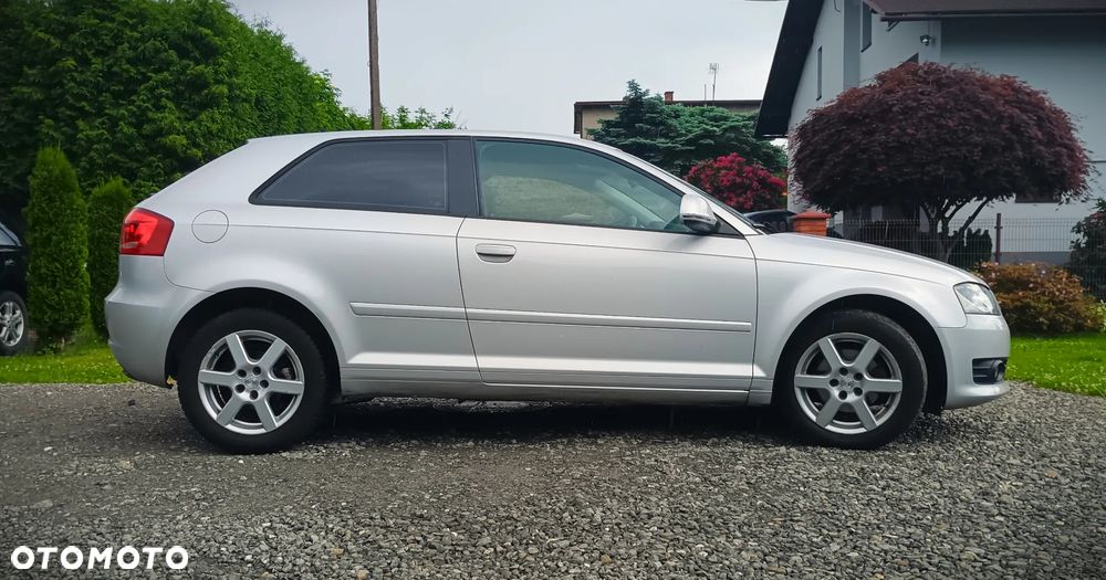 Audi A3 3-drzwiowe 1.6 S line Sportpaket (plus) - 16