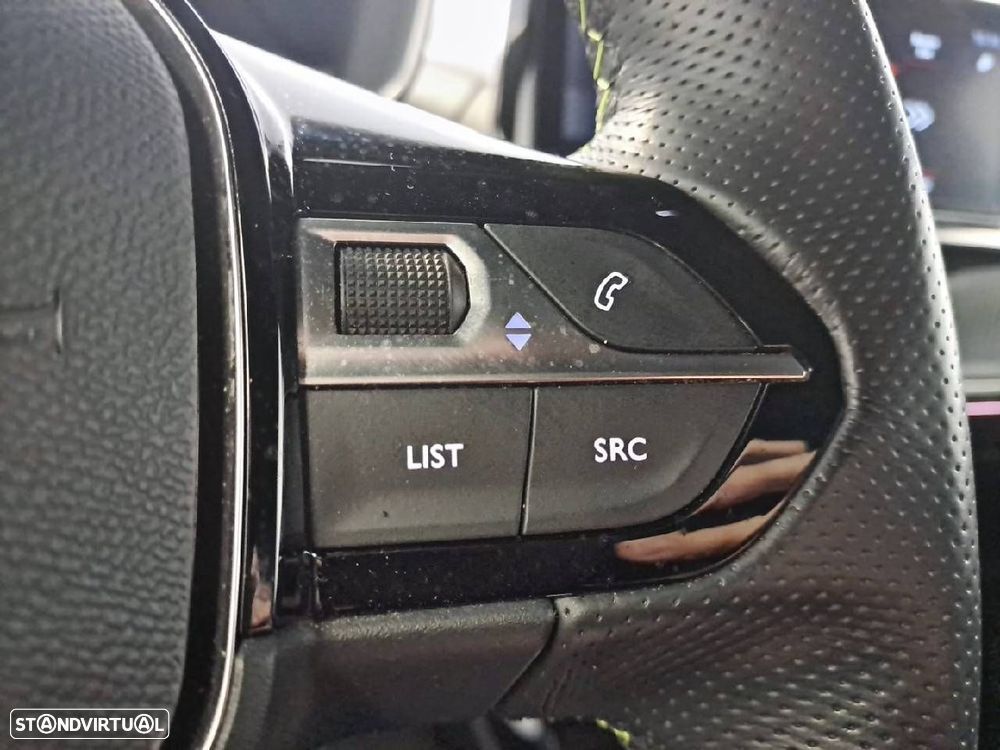 Peugeot 2008 1.5 BlueHDi GT - 17