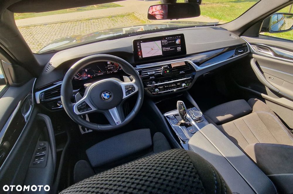 BMW Seria 5 520i - 15
