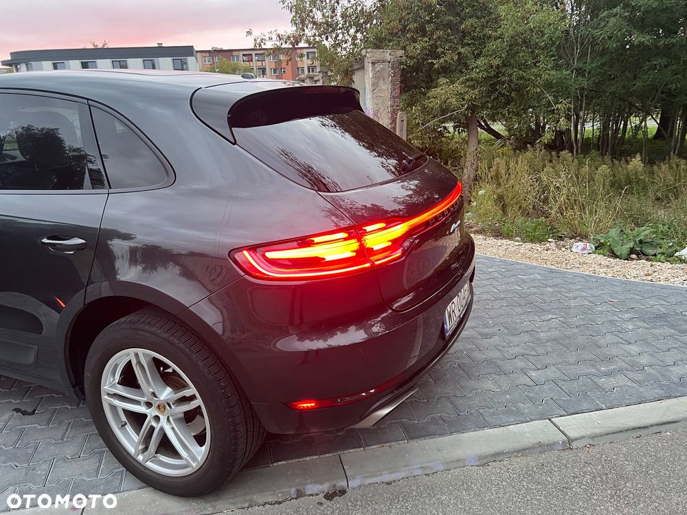 Porsche Macan - 18
