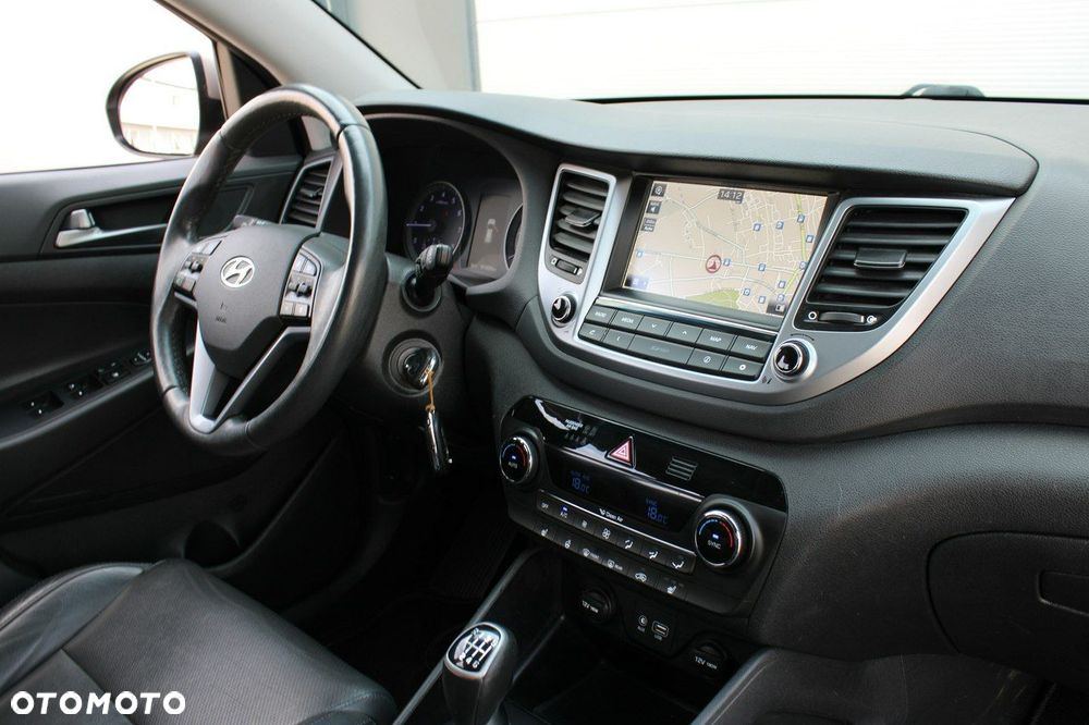 Hyundai Tucson 1.6 GDi 2WD Premium - 25