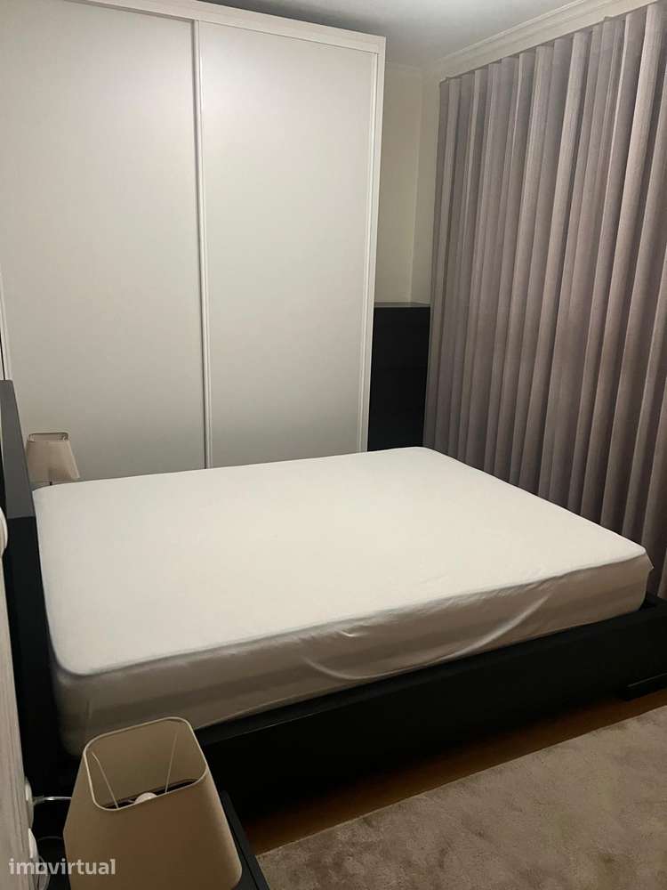 Apartamento T2 mobilado em Coimbra (Vale das Flores) - Grande imagem: 4/11