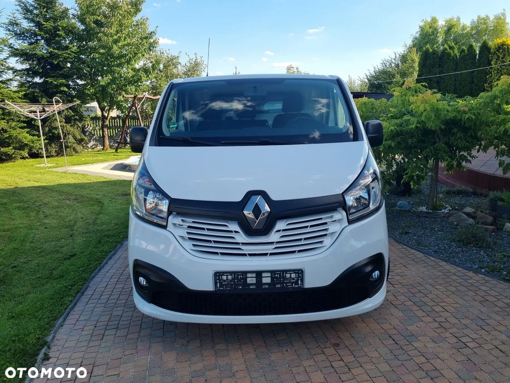 Renault TRAFIC - 2