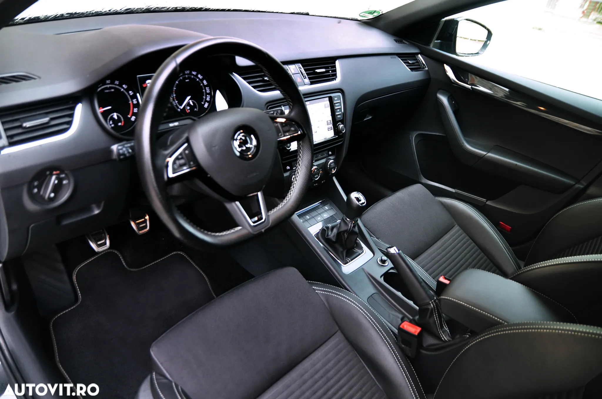 Skoda Octavia 2.0 TDI (Green tec) RS - 12