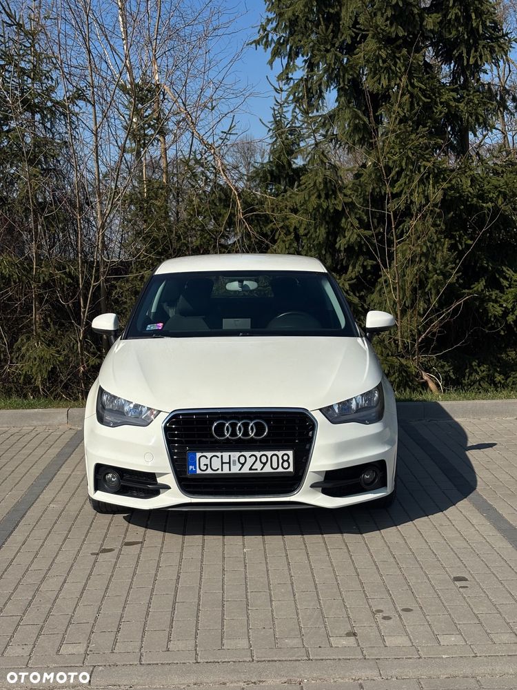 Audi A1 3-drzwiowe 1.2 TFSI S line edition - 2