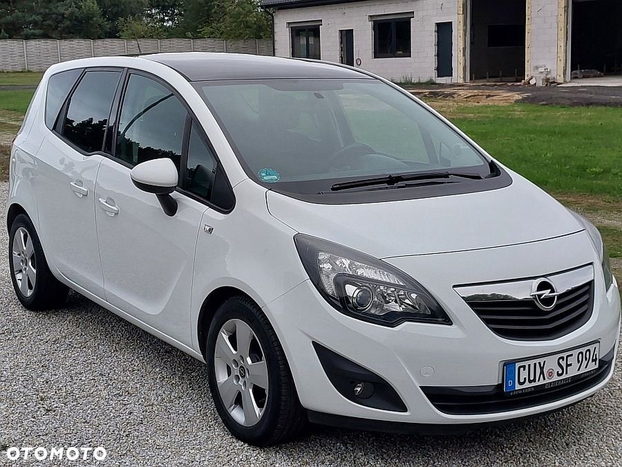 Opel Meriva 1.4 T Cosmo S&S - 10