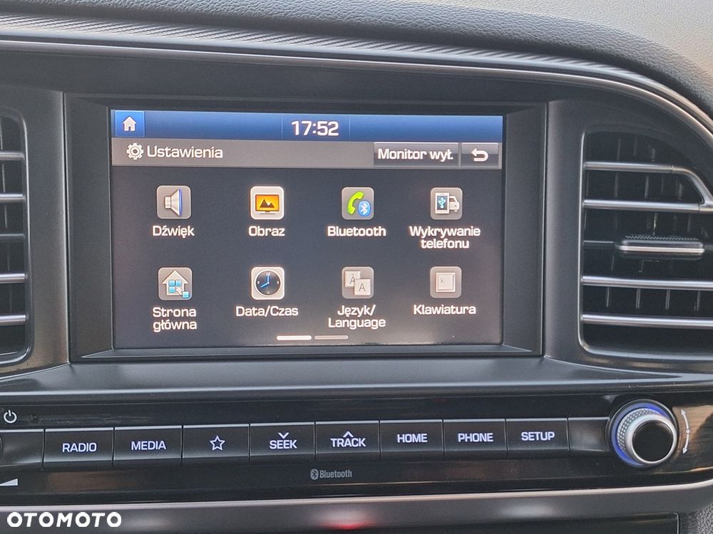 Hyundai Elantra 1.6 Style - 17