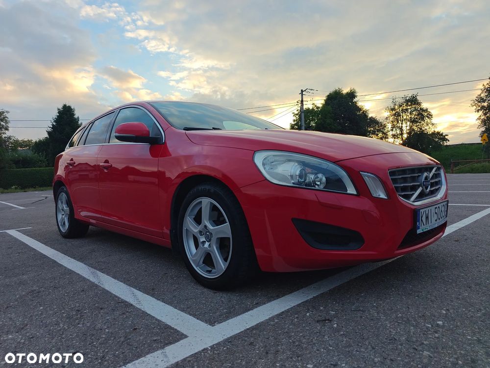 Volvo V60 DRIVe - 16