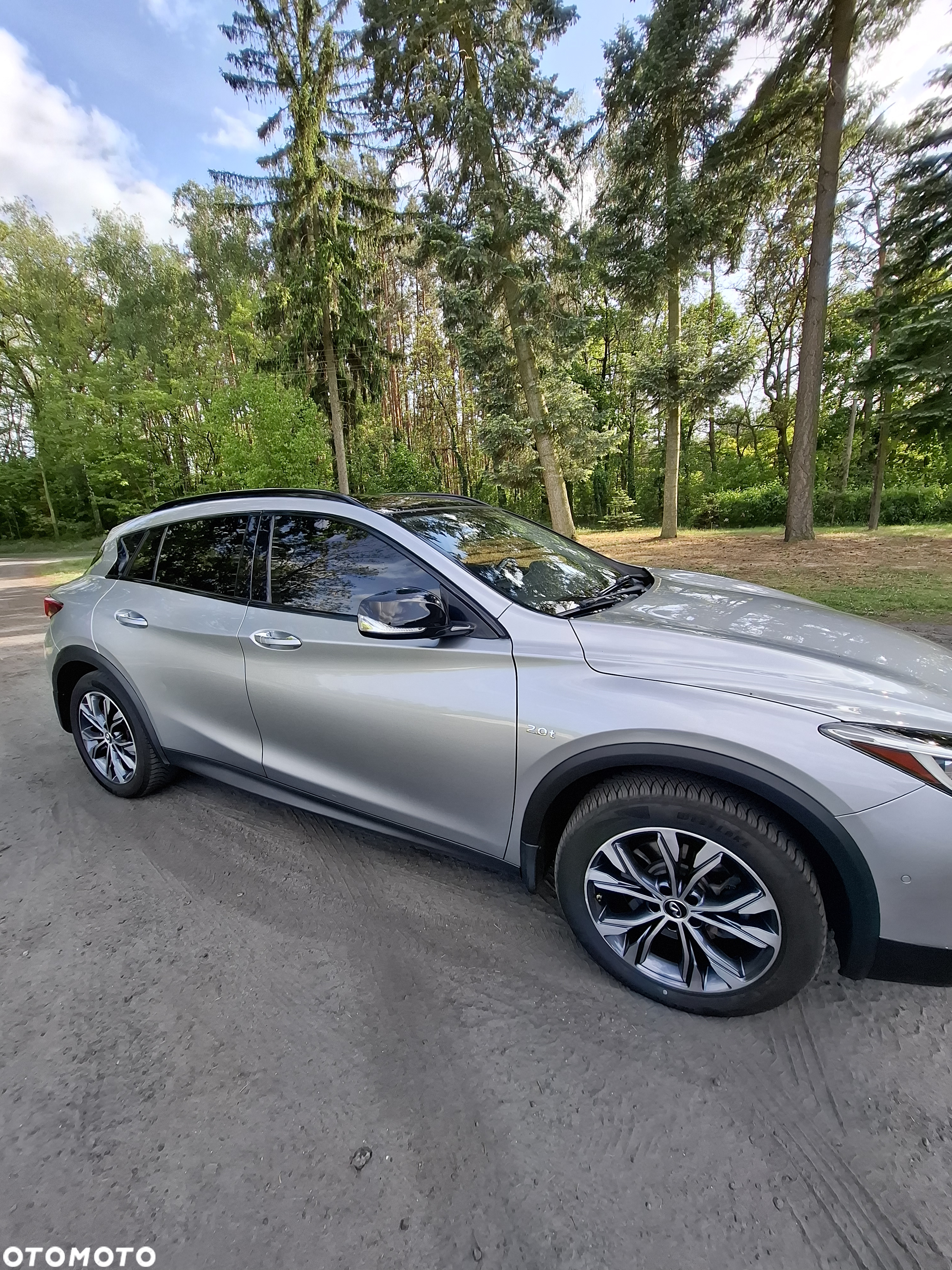 Infiniti Q30 2.0t Luxe Tech AWD 7DCT - 7