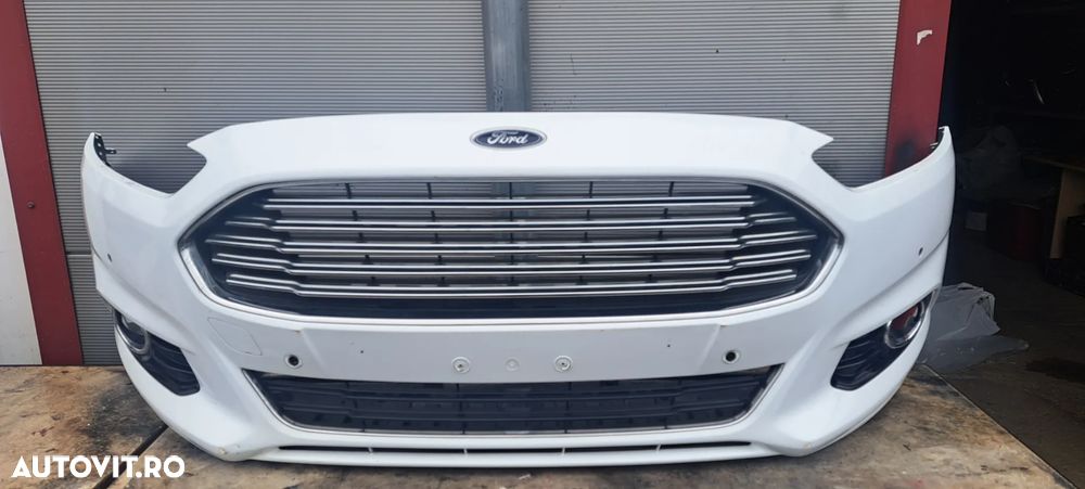 Bara fata Ford Mondeo MK 5 2015 - 1