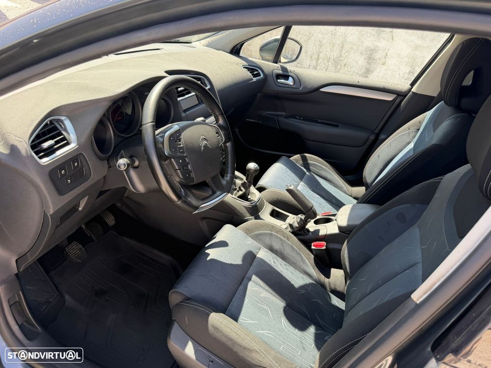 Citroën C4 1.6 HDi Seduction - 8